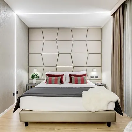 Charming - Spanish Steps